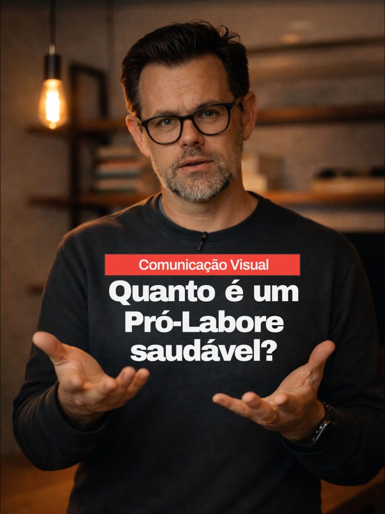 Empresário de gráfica e comunicação visual refletindo sobre o valor ideal do pró-labore
